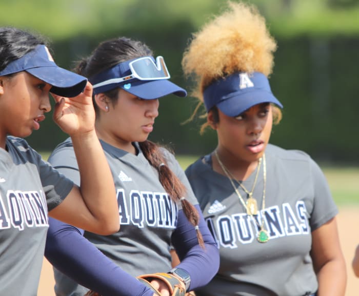 Aquinas softball Jaeya Butler profile by John Murphy 4-21-23042020233591